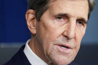 FILE PHOTO: Kerry speaks about the climate at the White House in Washington