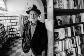 Lawrence Ferlinghetti at his City Lights bookstore in San Francisco, July 27, 1993. (Jim Wilson/The New York Times)