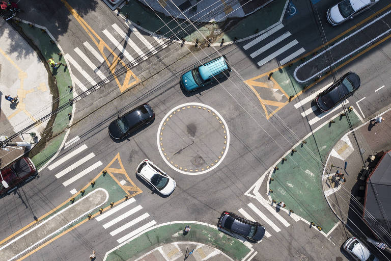 Tendência mundial, redesenho de ruas vira foco também em SP para desacelerar trânsito
