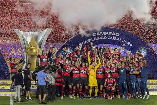 Jogadores do Flamengo comemoram o titulo do Campeonato Brasileiro 2020