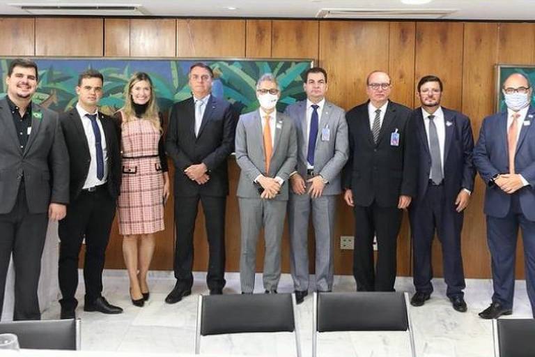 Bolsonaro recebeu o governador Romeu Zema (Novo) e parlamentares da bancada mineira para almoço no Palácio do Planalto