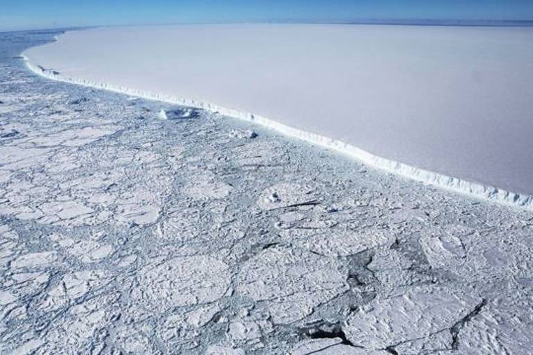 Descolado em 2017, iceberg A68 tinha quase quatro vezes o tamanho do Rio de Janeiro