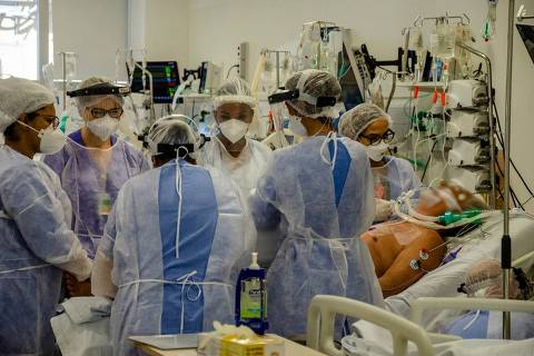 Paciente com Covid intubado é atendido no Hospital de Clínicas de Porto Alegre (HCPA)