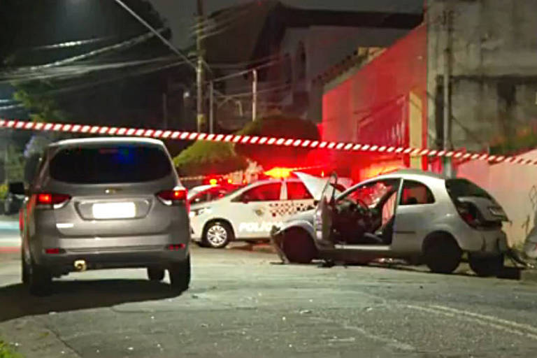 Dois morrem após motorista sem habilitação bater contra muro no ABC