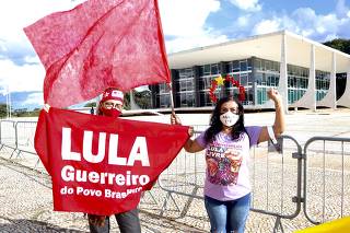 Apoiadores do ex-presidente Lula pedem suspeição de Sérgio Moro STF