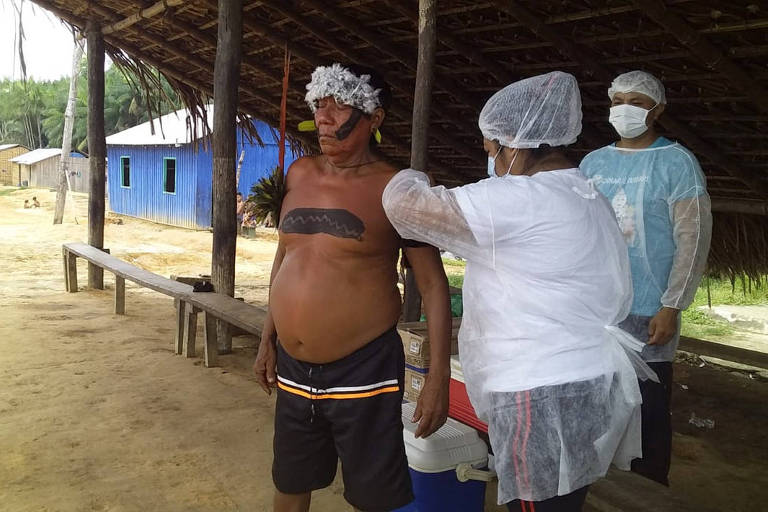 Comunidade ianomâmi no AM respira aliviada e faz planos após vacinação chegar à maioria dos adultos