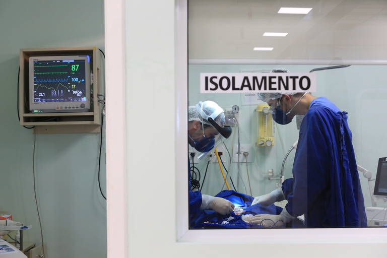 Covid leva hospitais ao colapso no Brasil