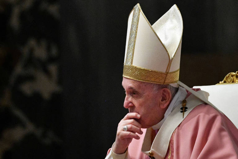 Com aval do papa, Vaticano proíbe bênção a união gay e chama homossexualidade de pecado