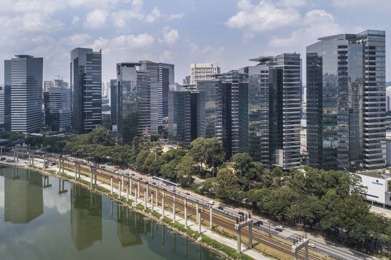 Justiça manda suspender revisão do Plano Diretor de São Paulo