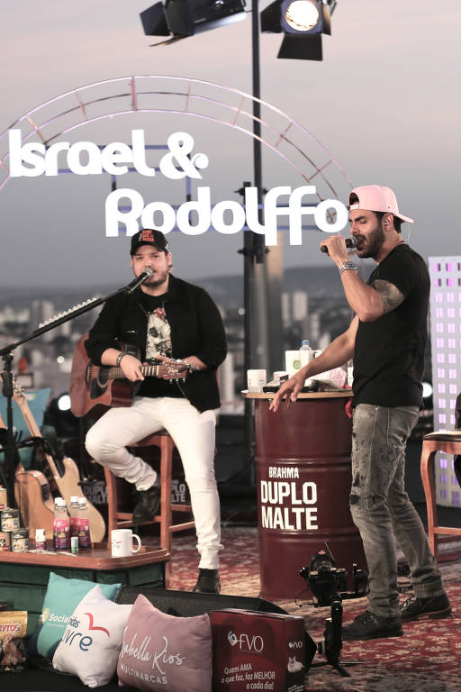 Imagens da dupla Israel e Rodolffo