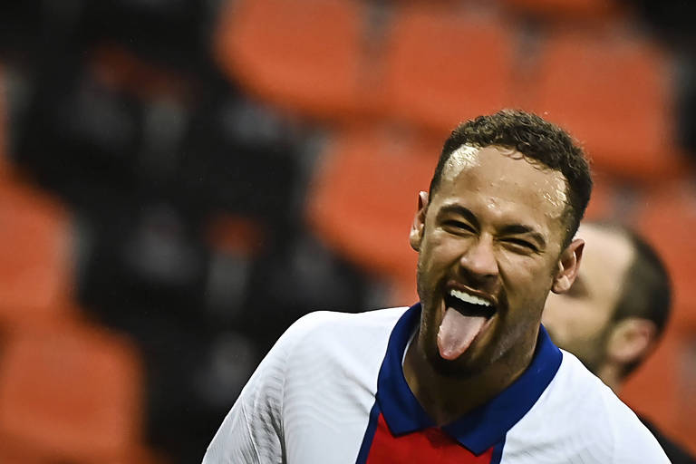 Neymar durante partida pelo PSG no Campeonato Francês