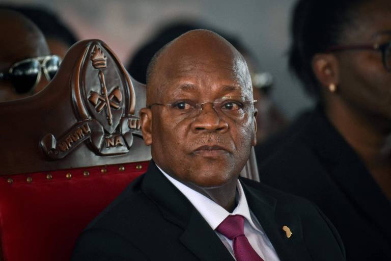 Presidente da Tanzânia, negacionista da pandemia, morre aos 61 anos