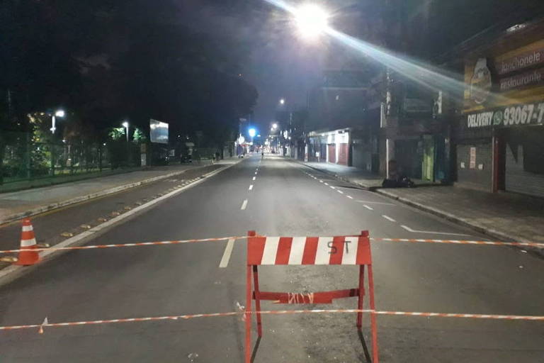 Cidades do ABC paulista ficam com ruas vazias em novo horário de restrição