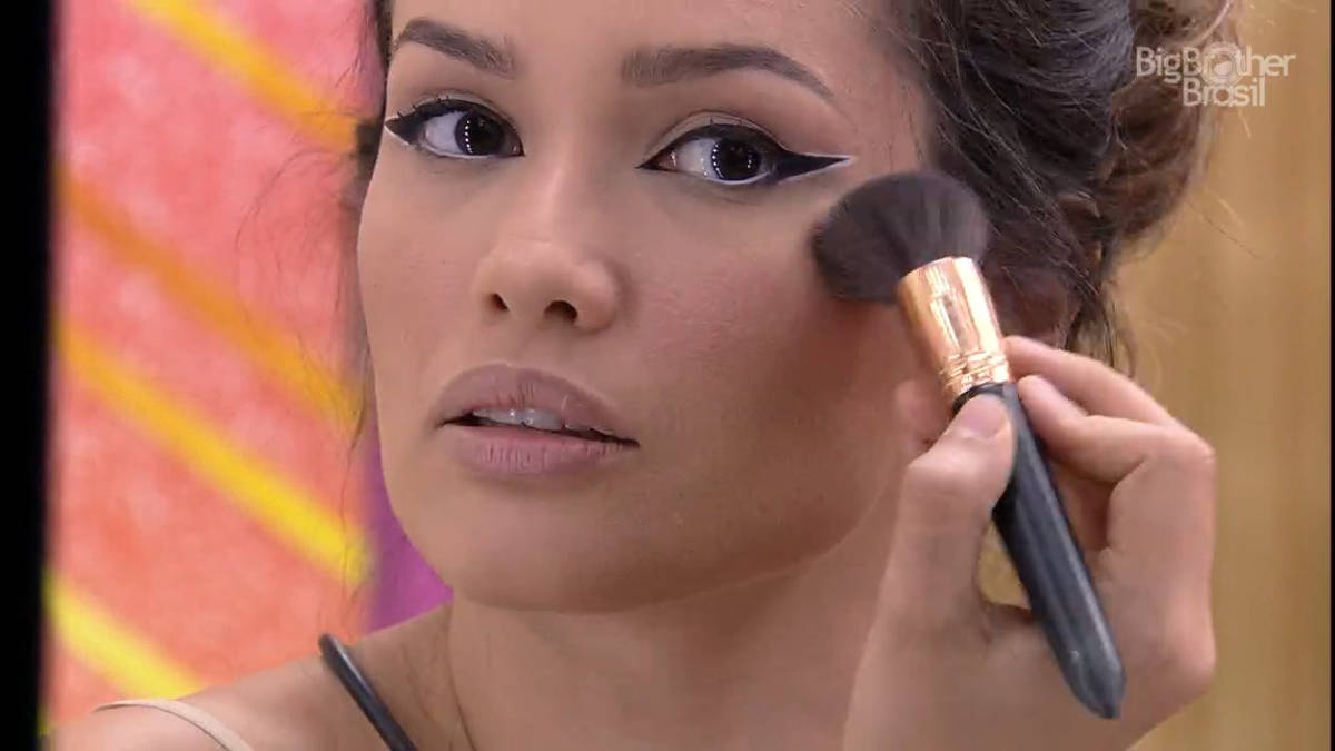 BBB: Aprenda a fazer a maquiagem usada por Carla Diaz na casa mais