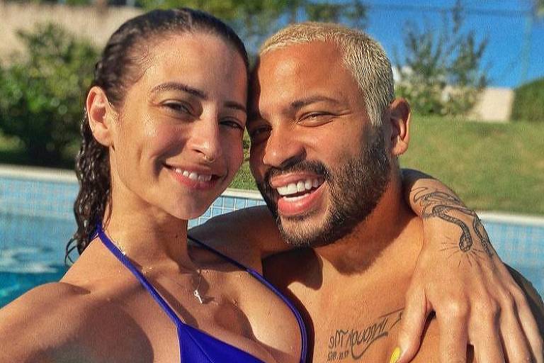 A atriz Tâmara Contro postou foto com o marido, o rapper Projota