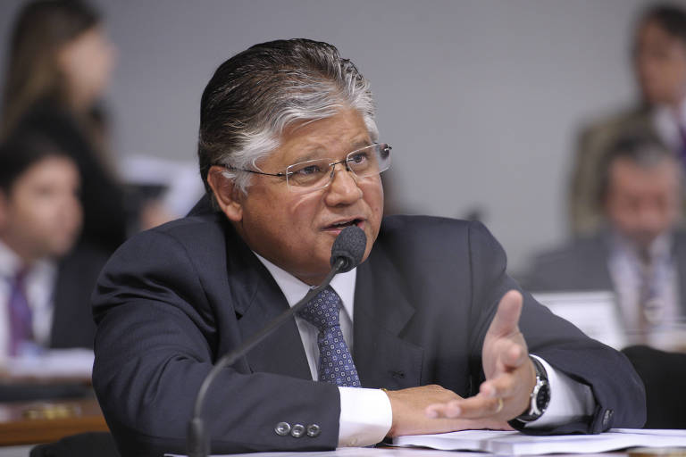 Ex-senador Clésio Andrade em reunião na Comissão de Serviços de Infraestrutura (CI) 
