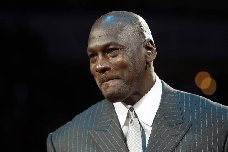 5º: Michael Jordan (5,3 milhões de resultados de busca)