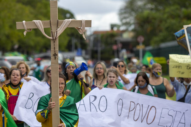 Marcha da Família Cristã, em São Paulo, convocada por apoiadores do presidente Jair Bolsonaro. Os manifestantes pediam principalmente "intervenção militar com Bolsonaro no poder".
