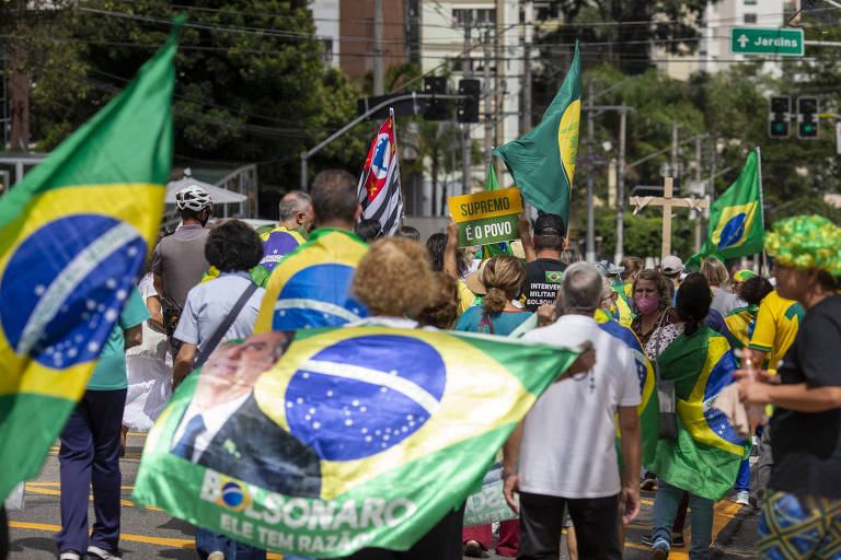 Marcha da Família Cristã, em São Paulo, convocada por apoiadores do presidente Jair Bolsonaro. Os manifestantes pediam principalmente "intervenção militar com Bolsonaro no poder".