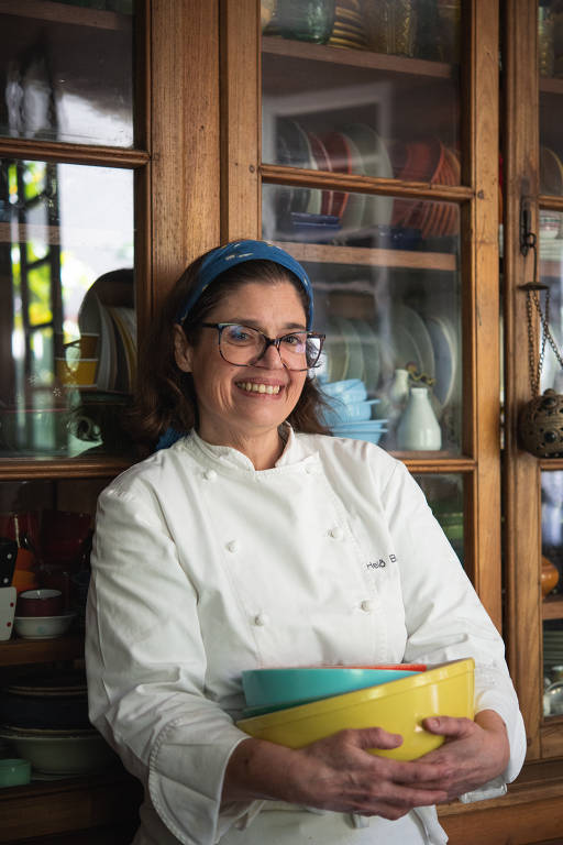 Como fazer um bolo de chocolate muito bom - Na Cozinha da Helo