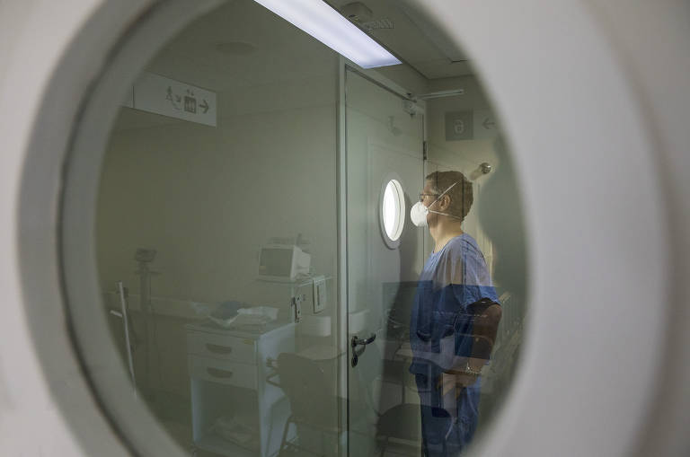 Médicos que atuam na linha de frente no combate à pandemia de Covid-19 estão esgotados 