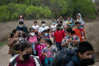 Migrants Cross Into Texas From Mexico