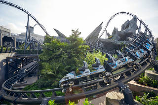 21-52184 PUB21 P791 Stills 033121
Jurassic World Velocicoaster new attraction in Jurassic Park at Islands of Adventure
JP
IOA
JWVC
Publicity shoot for grand opening announcement GO
Paddock Viewing Wall (Exterior)