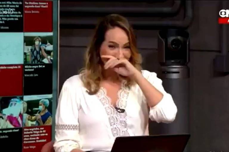Maria Beltrão se emociona na abertura do Estúdio I, da GloboNews