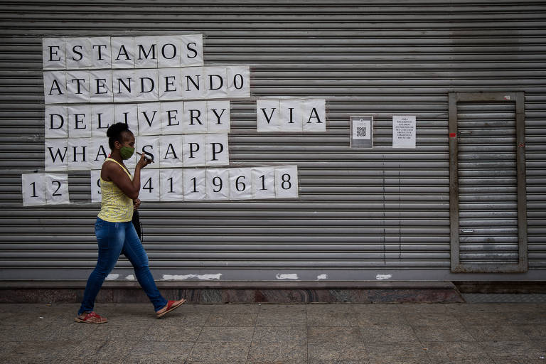 Comércio no centro de Taubaté (SP) está fechado na fase emergencial para conter a Covid-19 no estado de São Paulo