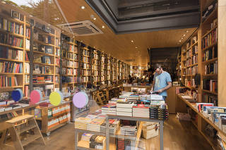 Cad Especial Economia da Arte. Mercado Editorial, Nova livraria  Travessa localizada na rua dos Pinheiros em SP