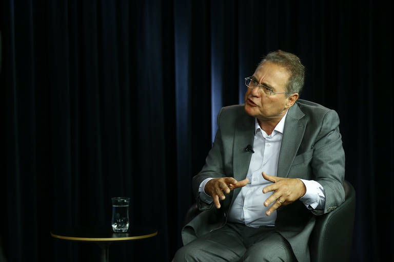O senador Renan Calheiros (MDB-AL) durante entrevista para Folha e para o UOL