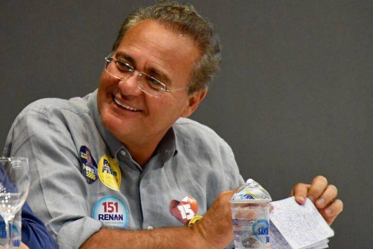 Renan Calheiros se reúne com empresários do setor de turismo do litoral norte de Alagoas, durante as eleições de 2018