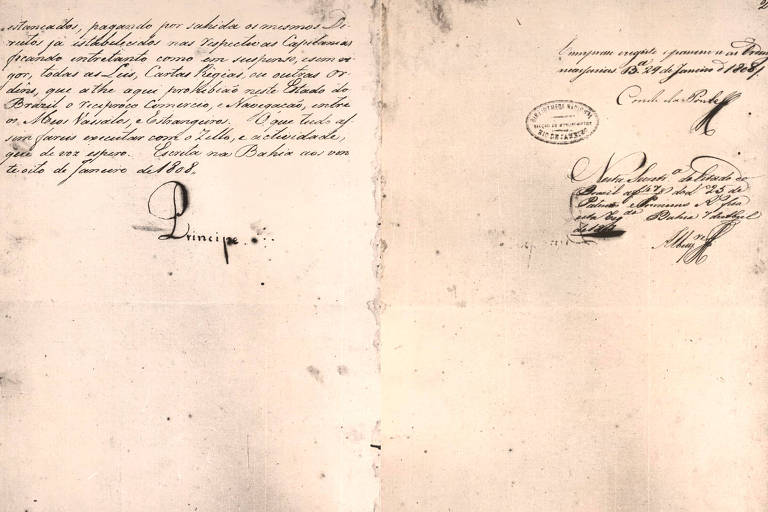 Fac-símile do decreto de abertura dos portos às nações Amigas. Promulgada por Dom João VI, em 28 de janeiro de 1808, em Salvador, foi a primeira Carta Régia promulgada pelo príncipe-regente no Brasil, apenas seis dias após sua chegada, com a família real e a nobreza portuguesa