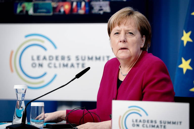 Chanceler alemã, Angela Merkel, também acompanhando a Cúpula de Líderes sobre o Clima, que acontece de forma virtual reunindo 40 líderes mundiais