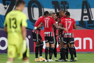 Copa Libertadores - Group E - Sporting Cristal v Sao Paulo