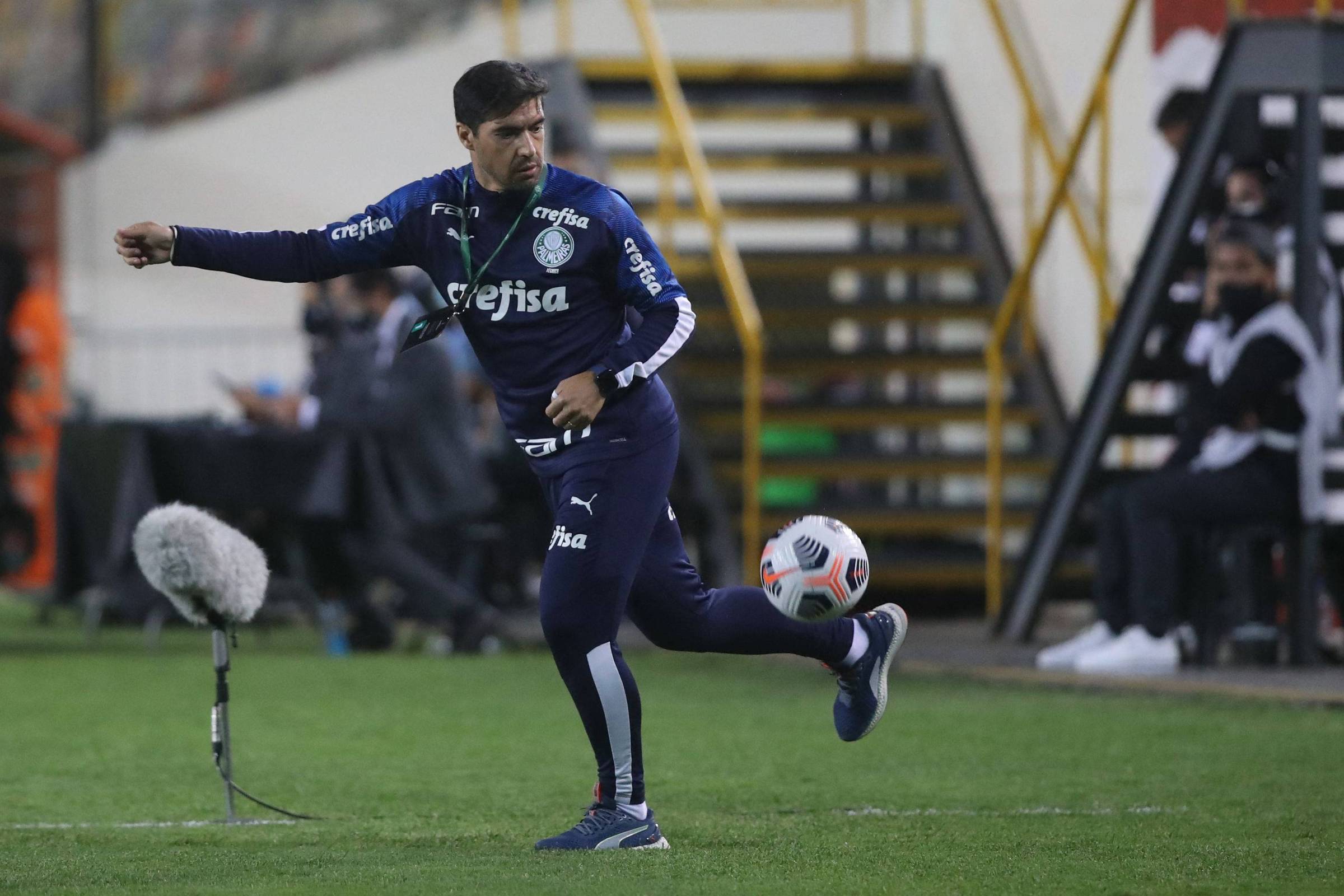 Palmeiras domina premiação do Paulistão, mas Abel Ferreira não leva prêmio  de novo - Estadão