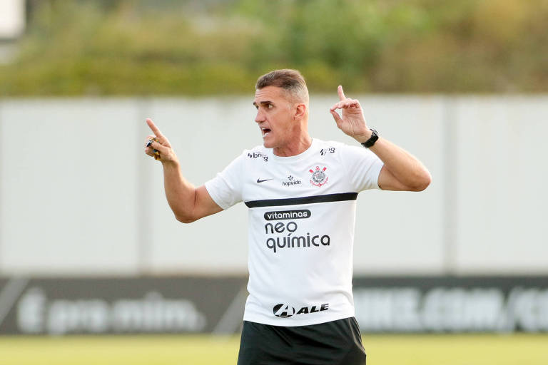 Vagner Mancini durante treino do Corinthians