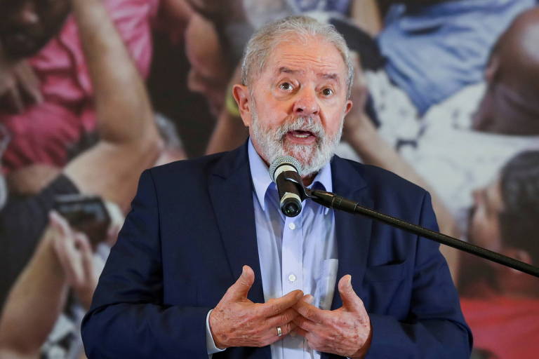 Defesa de Lula pede a Fux que julgue suspeição de Moro antes da saída de Marco Aurélio