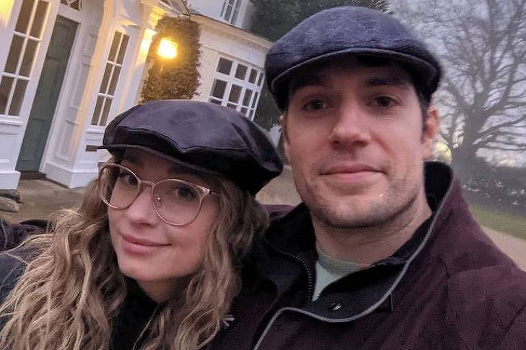 Henry Cavill com a namorada, Natalie Viscuso