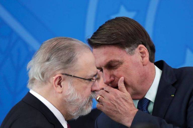 CPI troca elogios com Aras, mobiliza Congresso e mantém força-tarefa para responsabilizar Bolsonaro