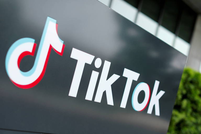 Logo do TikTok na sede da empresa localizada no estado da Califórnia, nos Estados Unidos
