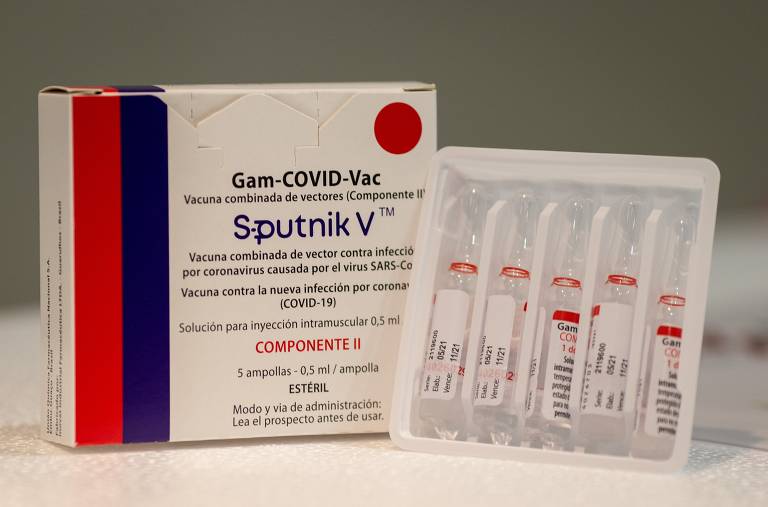 União Química apresenta 1º lote de vacina Sputnik V fabricada no Brasil