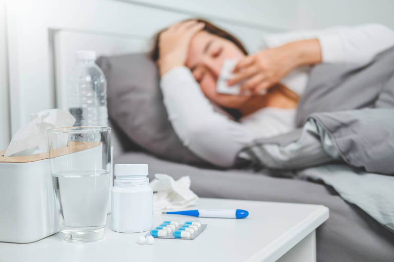 Descongestionante em remédios para resfriado não funciona, diz painel da FDA