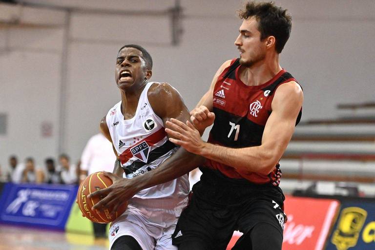 Em jogo emocionante, FlaBasquete vence o São Paulo fora de casa e assume a  Liderança do NBB