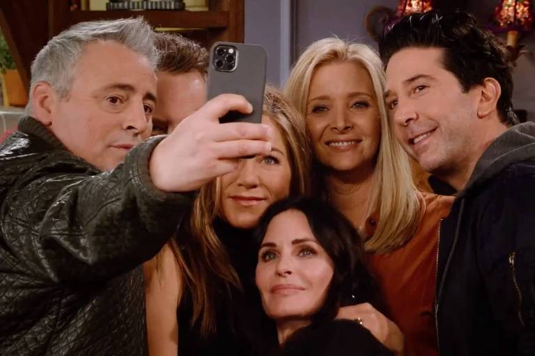 Netflix libera plano família no Brasil e anuncia chegada de 'Friends' em  junho