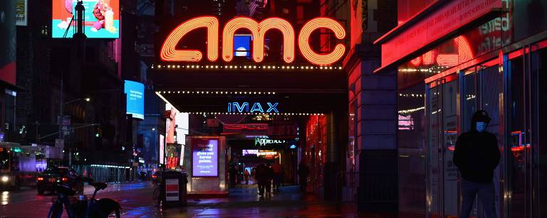 Vista de um cinema AMC fechado perto do Time Square