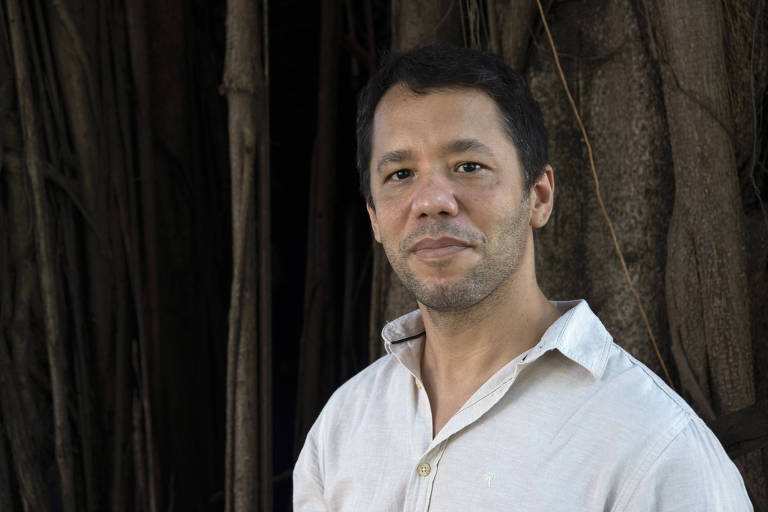 Itamar Vieira Junior, escritor premiado e colunista da Folha