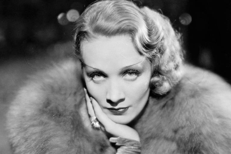 Marlene Dietrich, nos anos 1930, já sem os sisos e molares