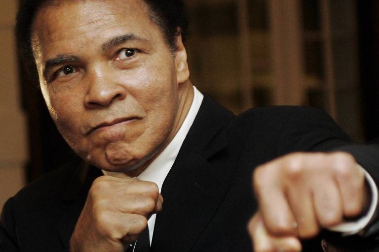 Morte de Muhammad Ali há 5 anos ainda deixa lacuna de amor em mundo de conflitos