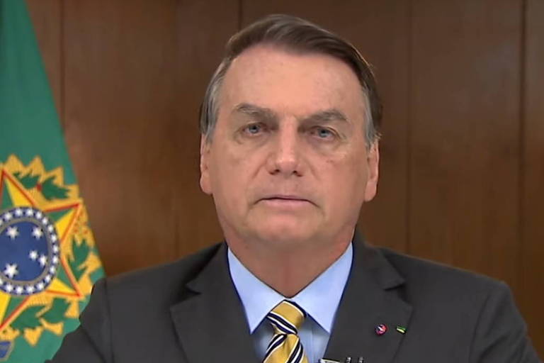 Bolsonaro durante live transmitida em suas redes sociais e replicada pela TV Brasil, órgão do governo federal